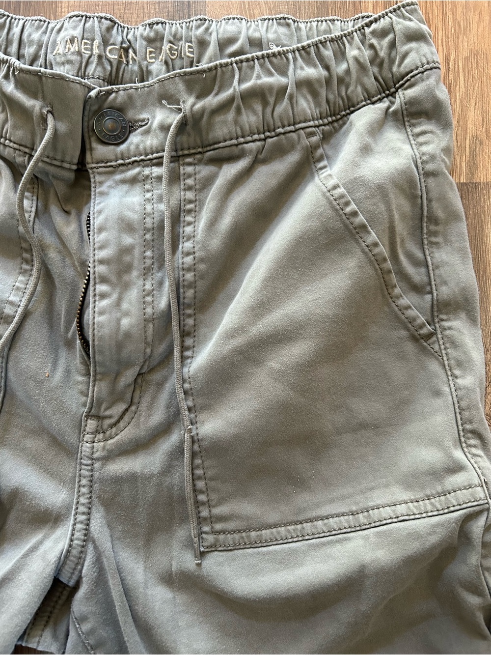 American Eagle Outfitters Women’s Jogger Pants - Light Grayish Green - Picture 6 of 7